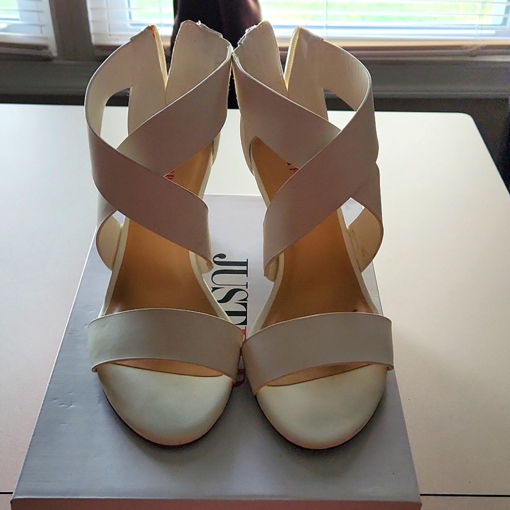 Wedge sandals must bundle